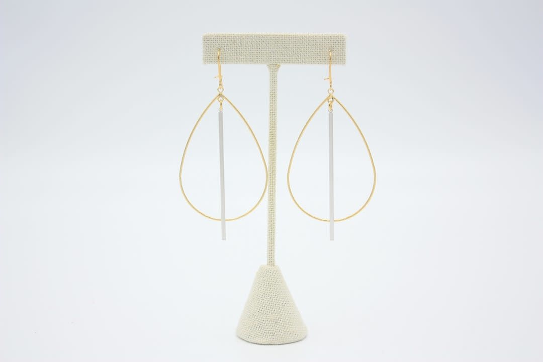 16587467_hoop-spike