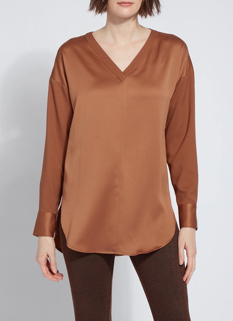 37405704_lysse-token-pull-over-top