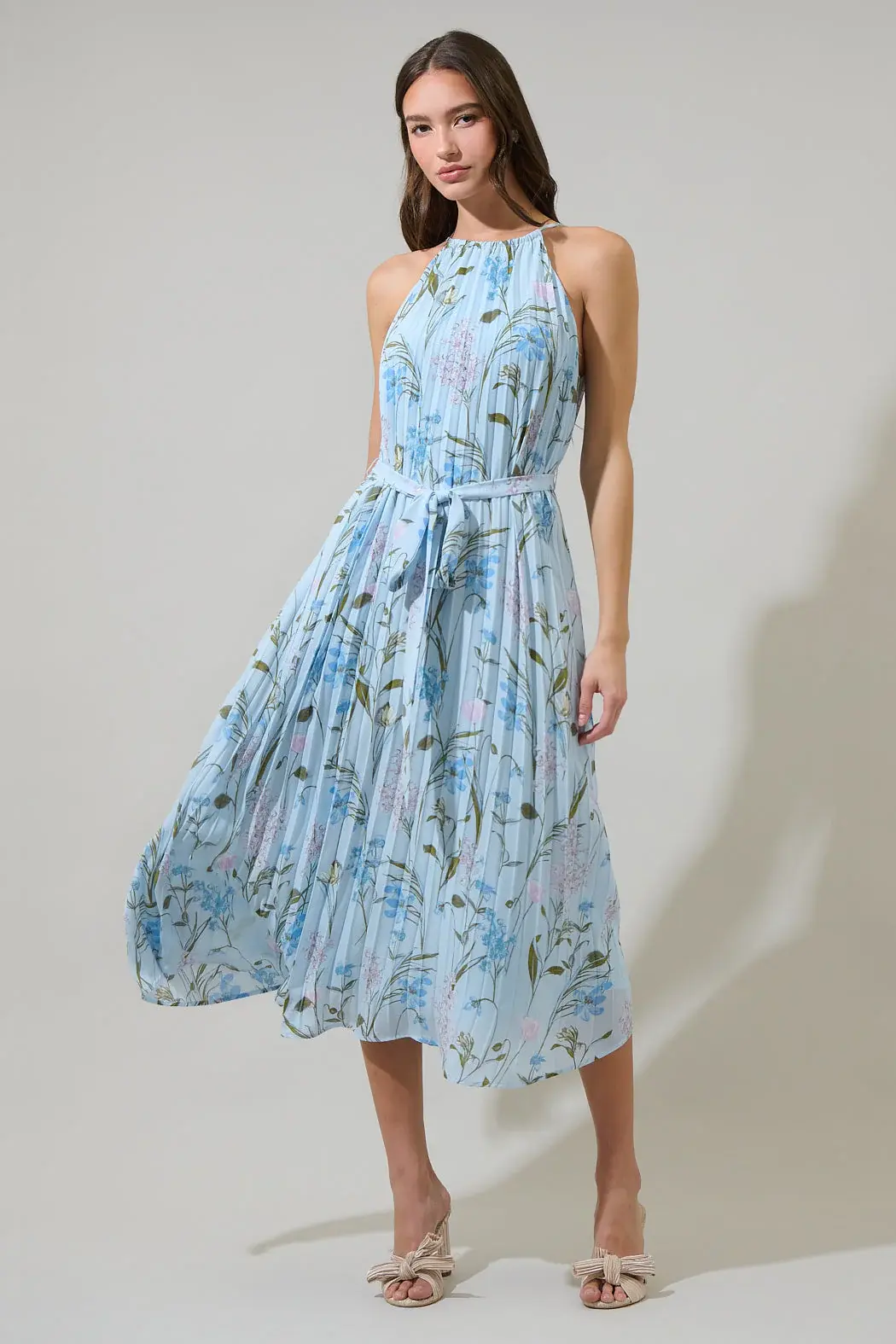 70222934_sugarlips-leida-floral-maly-pleated-midi-dress