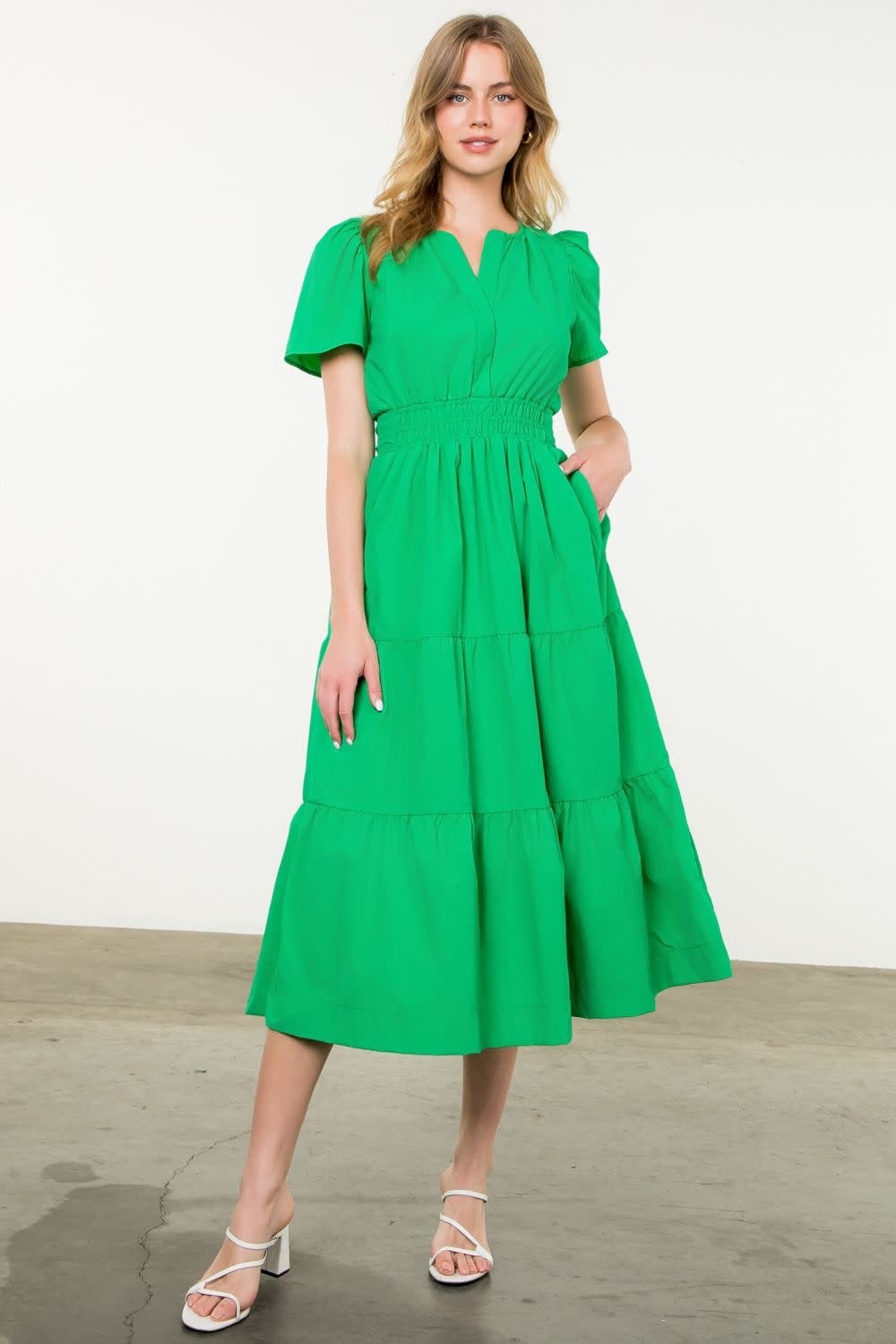 70300181_thml-poplin-tiered-maxi-dress