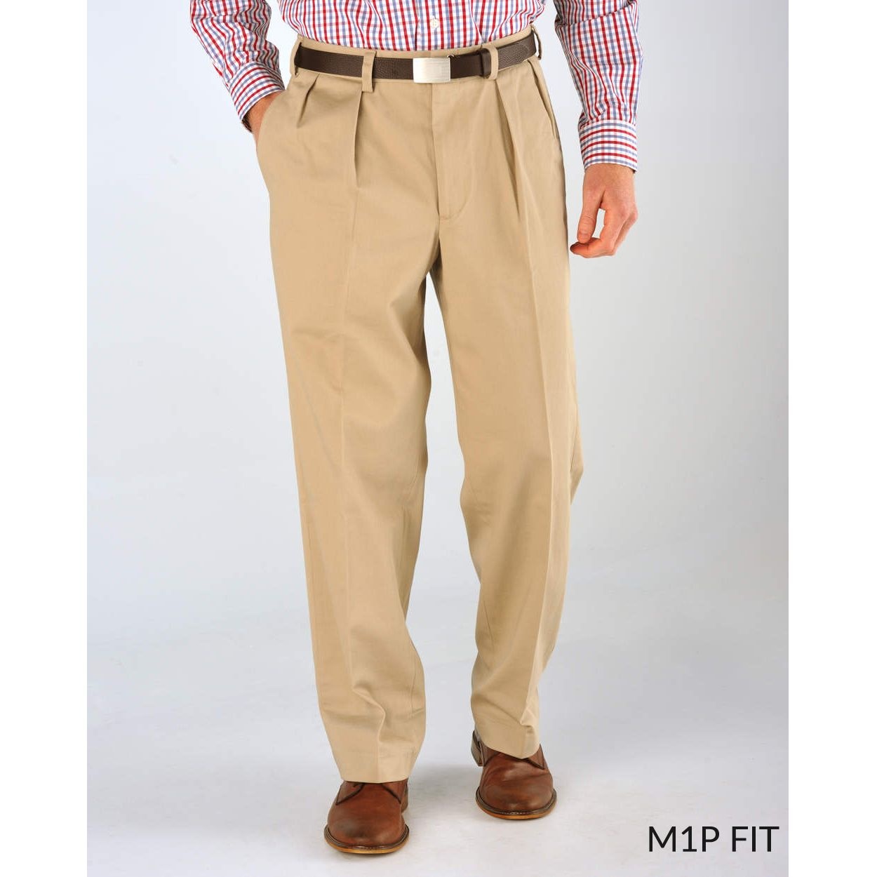 71067627_bills-khakis-relaxed-fit-pleated-pants
