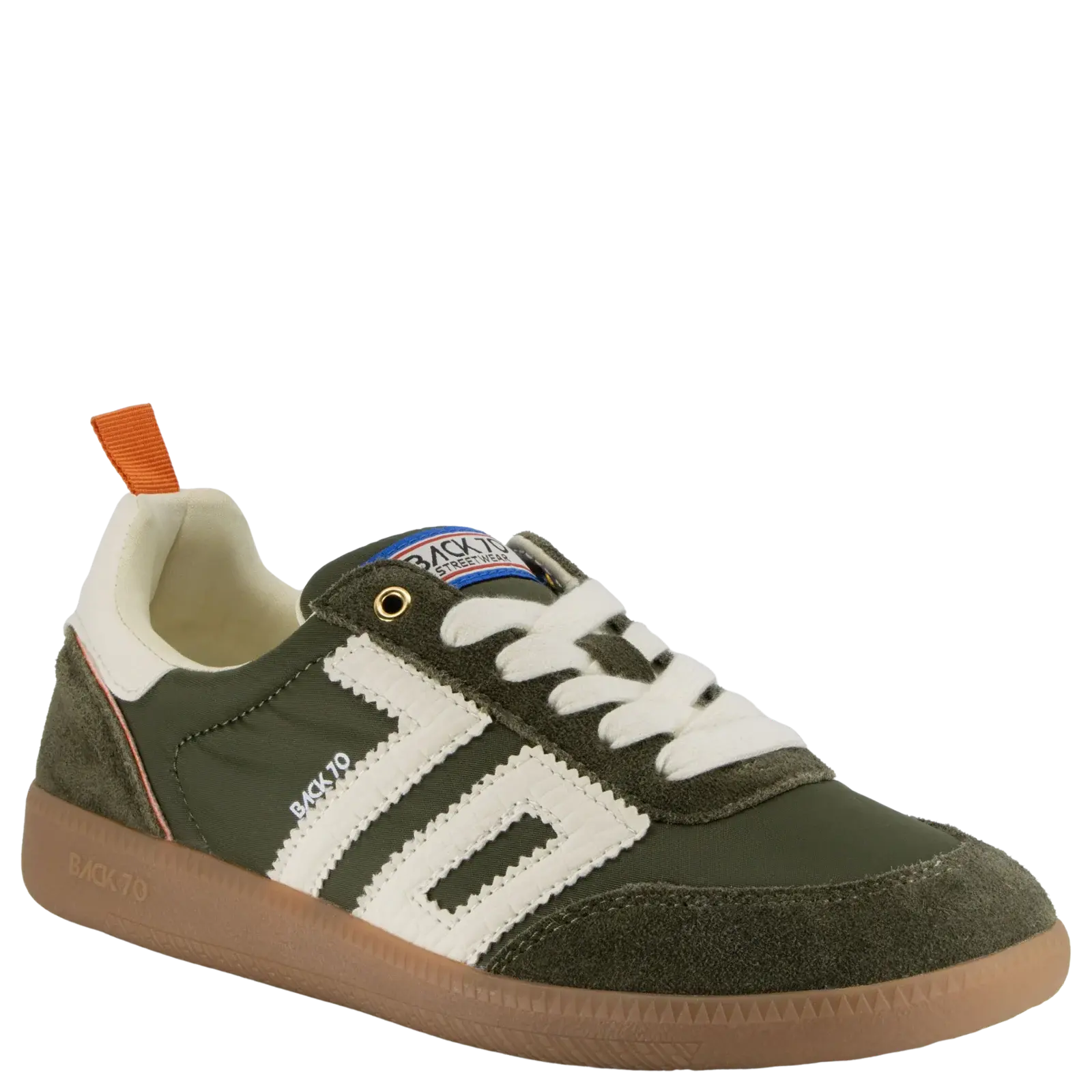 73243813_back-70-ghost-n-sneaker