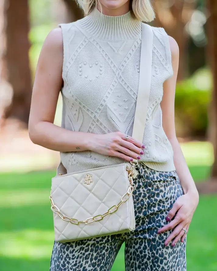 73425524_caroline-hill-ariana-crossbody