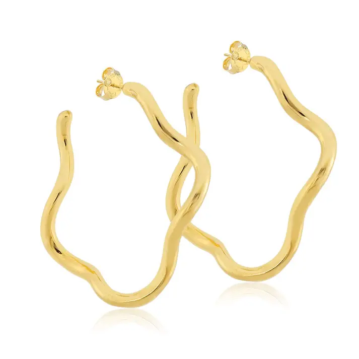 74083886_sheila-fajl-wiggle-wiggle-hoops
